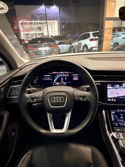 اودي Q7